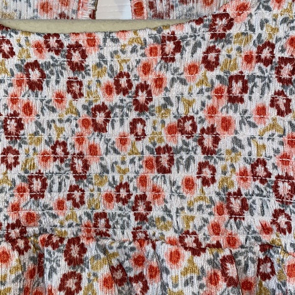 LOFT Floral Smocked Ruffle Top, Size XL, NWT - Picture 8 of 13